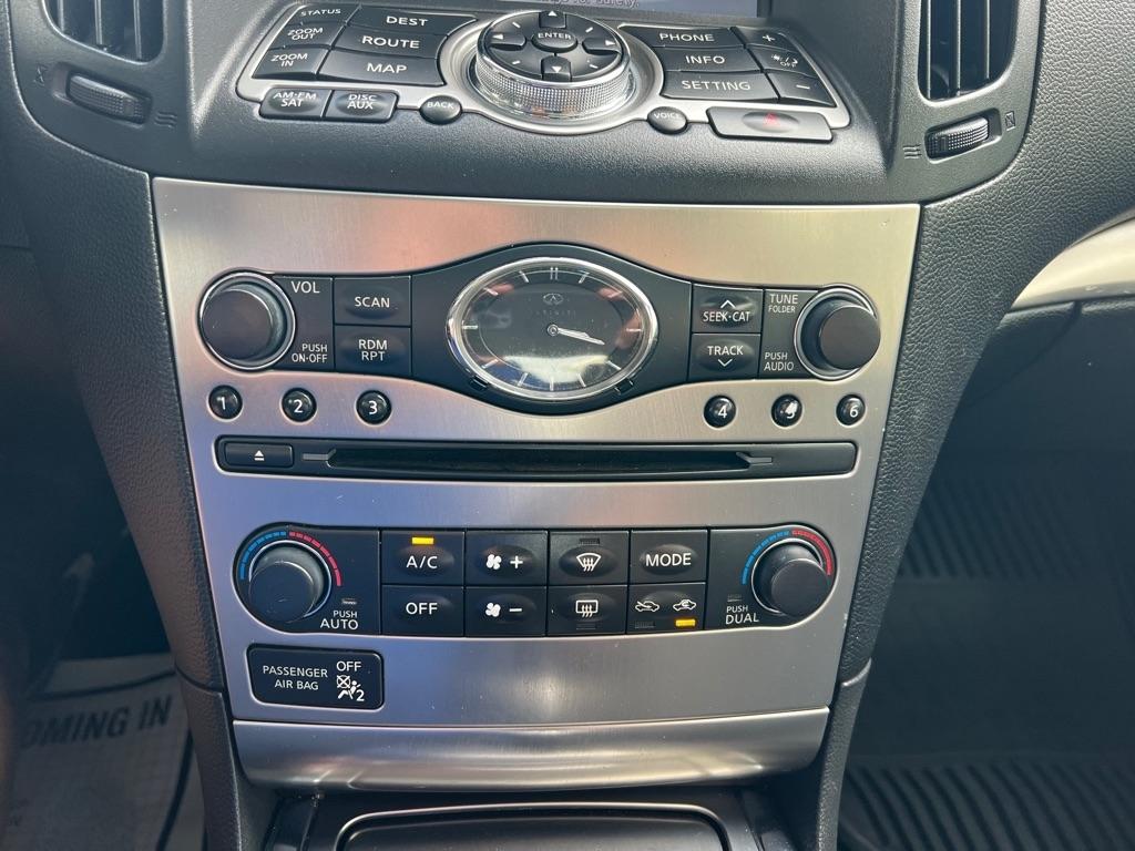 Infiniti G Sedan 37 Sport 6MT 2013