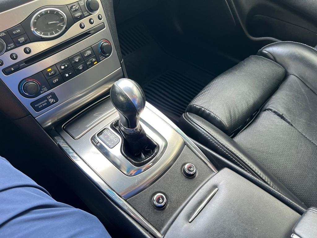 Infiniti G Sedan 37 Sport 6MT 2013