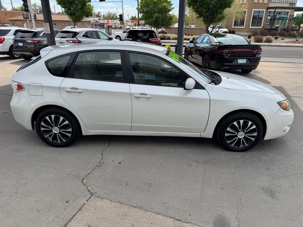 Subaru Impreza 2.5i 5-door 2010