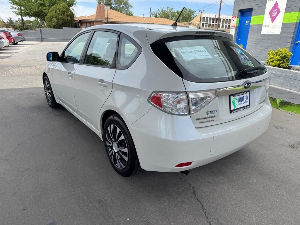 Subaru Impreza 2.5i 5-door 2010