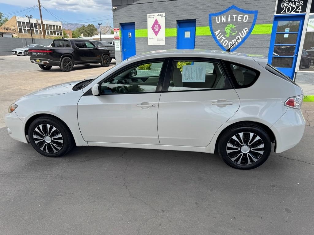 Subaru Impreza 2.5i 5-door 2010