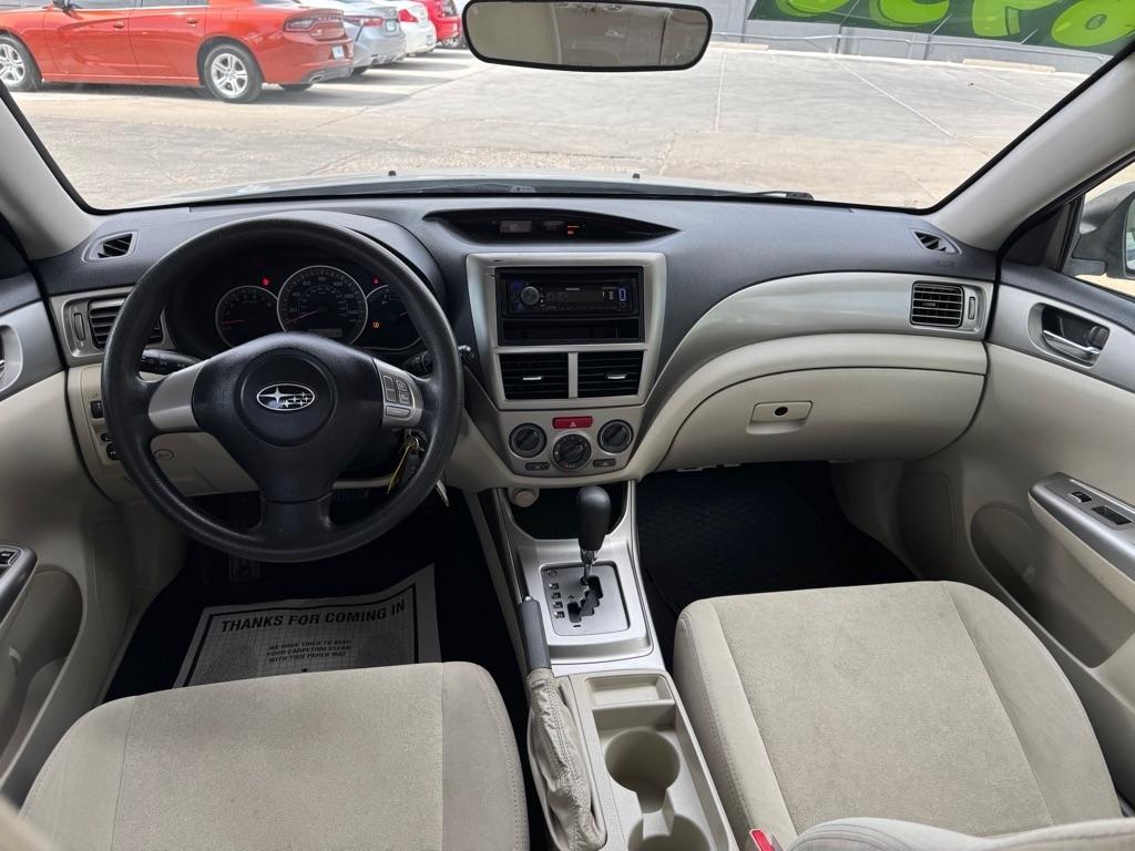 Subaru Impreza 2.5i 5-door 2010