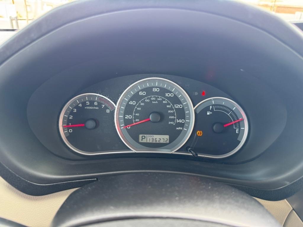 Subaru Impreza 2.5i 5-door 2010