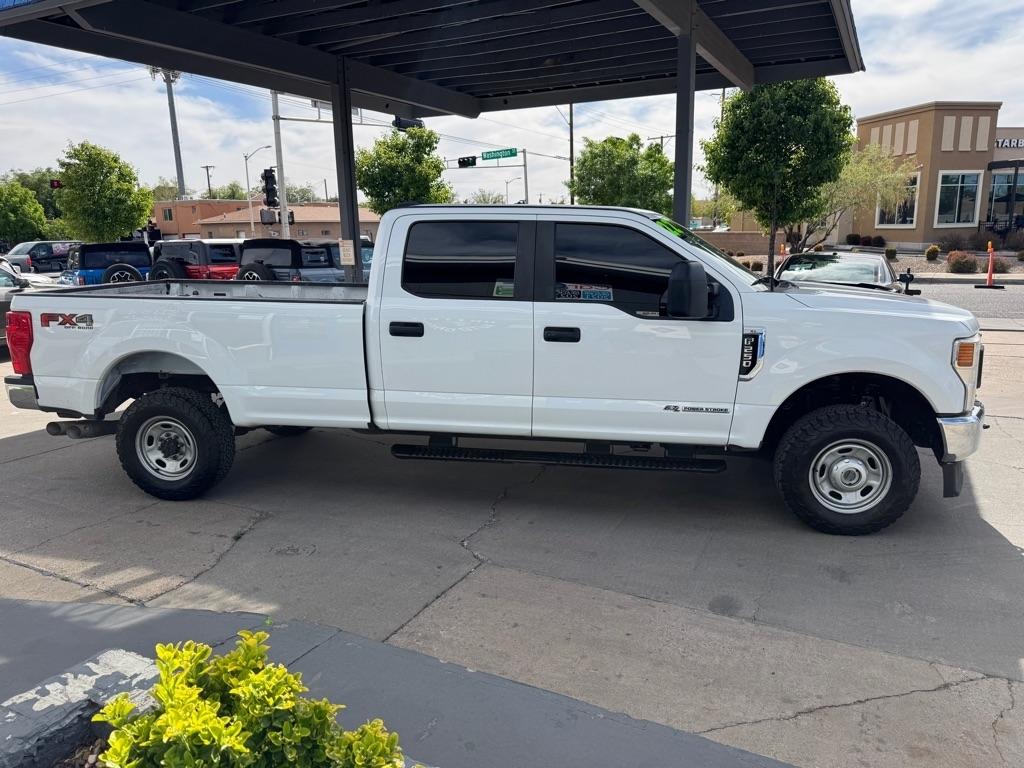 Ford F-250 SD Platinum Crew Cab 4WD 2022