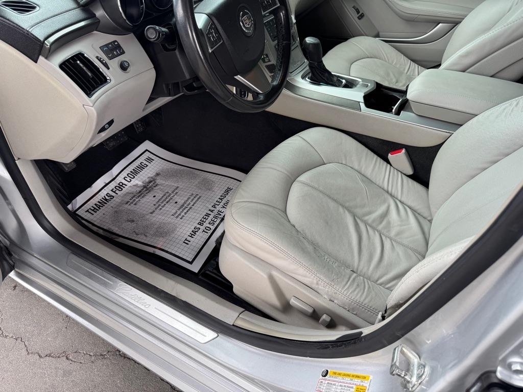 Cadillac CTS 3.0L Base 2011