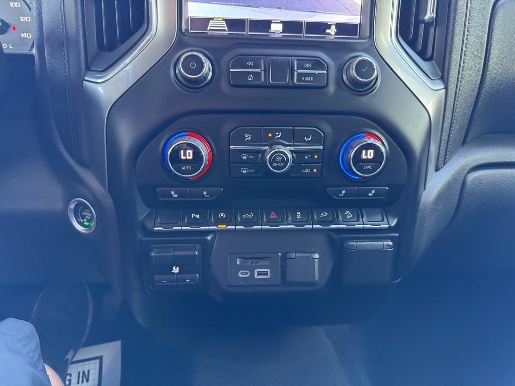 Chevrolet Silverado 1500 LT Crew Cab 4WD 2020