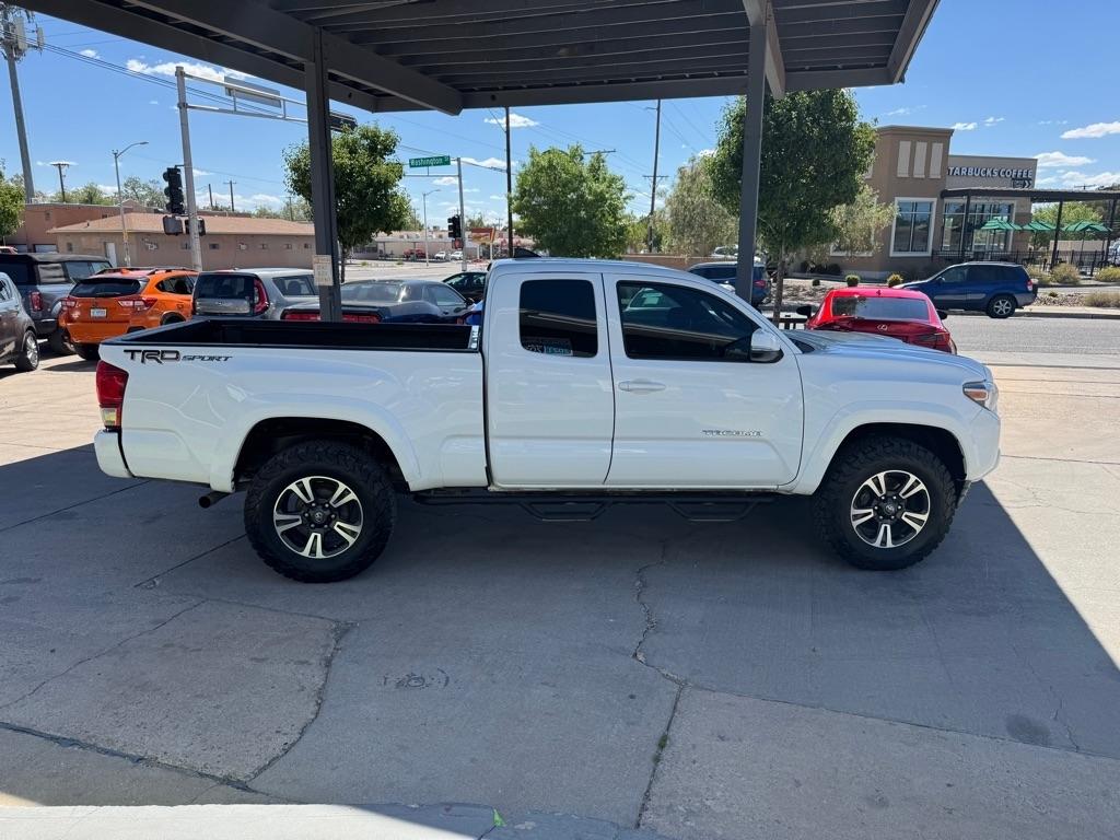 Toyota Tacoma SR5 Access Cab V6 6AT 2WD 2016