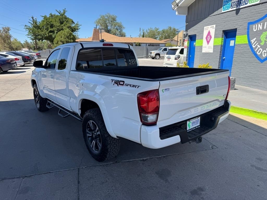 Toyota Tacoma SR5 Access Cab V6 6AT 2WD 2016
