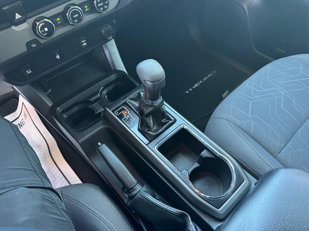 Toyota Tacoma SR5 Access Cab V6 6AT 2WD 2016