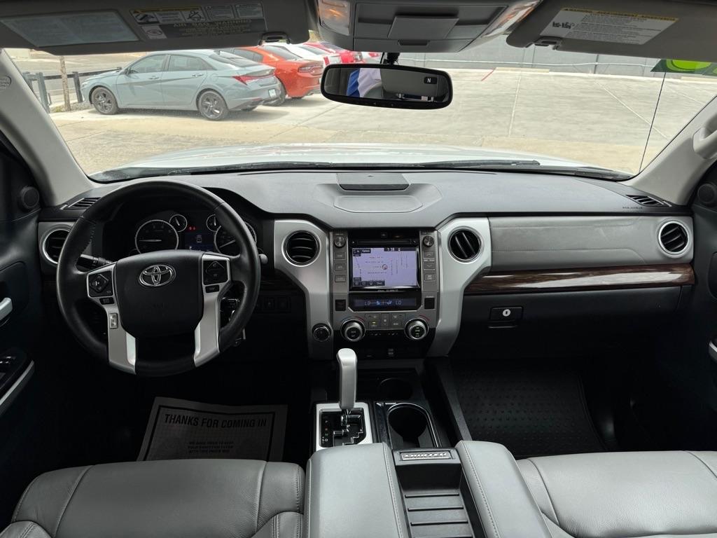 Toyota Tundra Limited 5.7L FFV CrewMax 4WD 2015