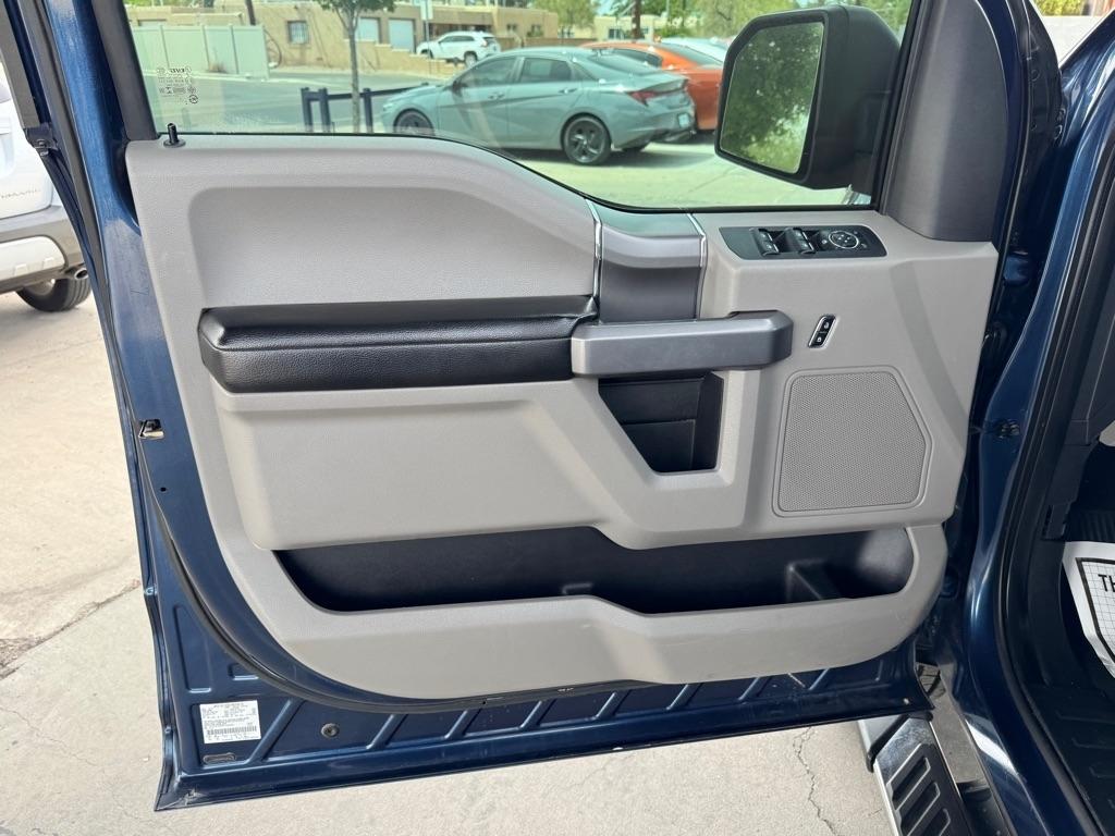 Ford F-150 XL SuperCrew 5.5-ft. Bed 4WD 2015