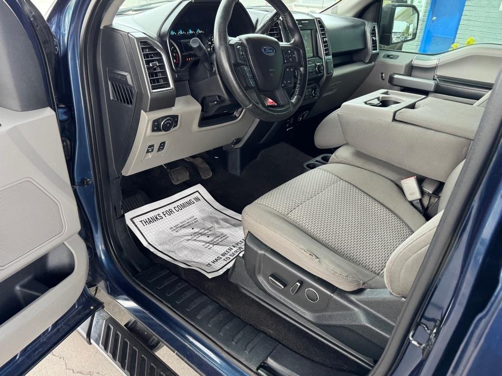 Ford F-150 XL SuperCrew 5.5-ft. Bed 4WD 2015