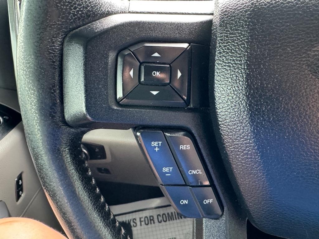 Ford F-150 XL SuperCrew 5.5-ft. Bed 4WD 2015