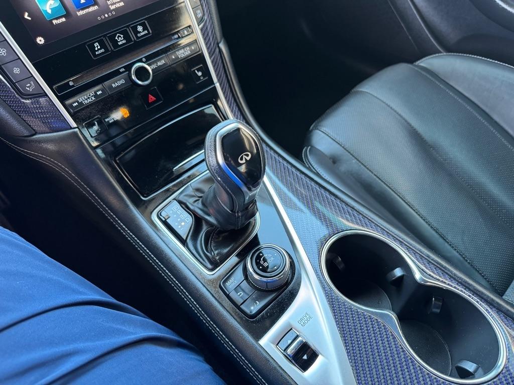 Infiniti Q60 Red Sport 400 2017