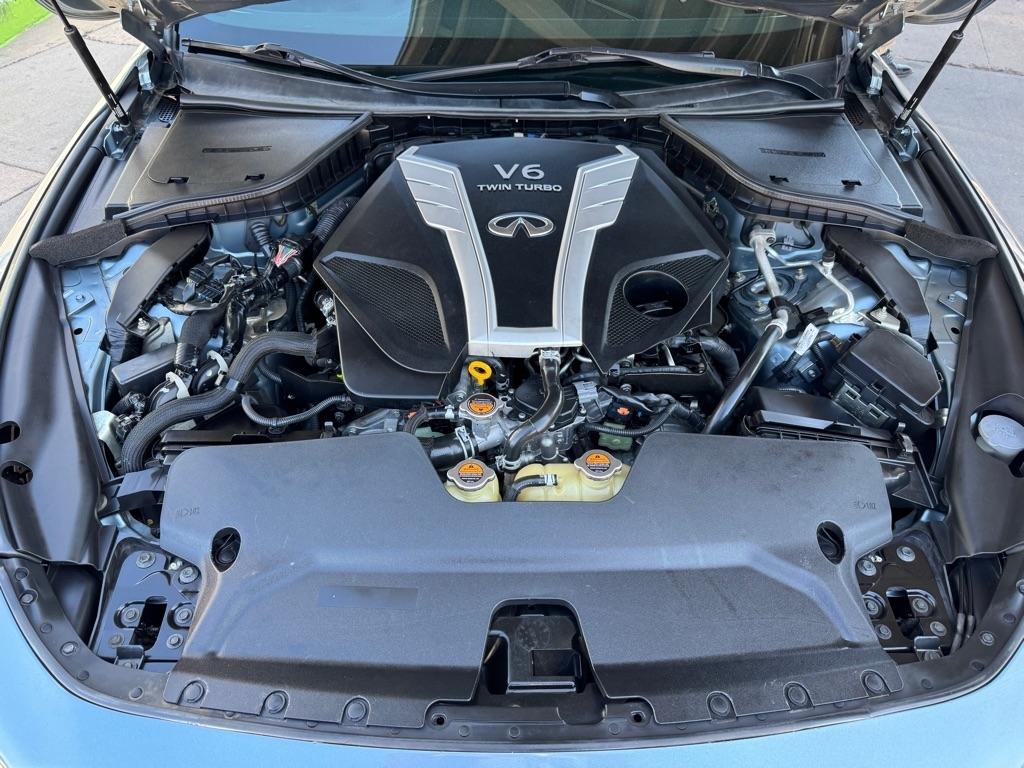Infiniti Q60 Red Sport 400 2017