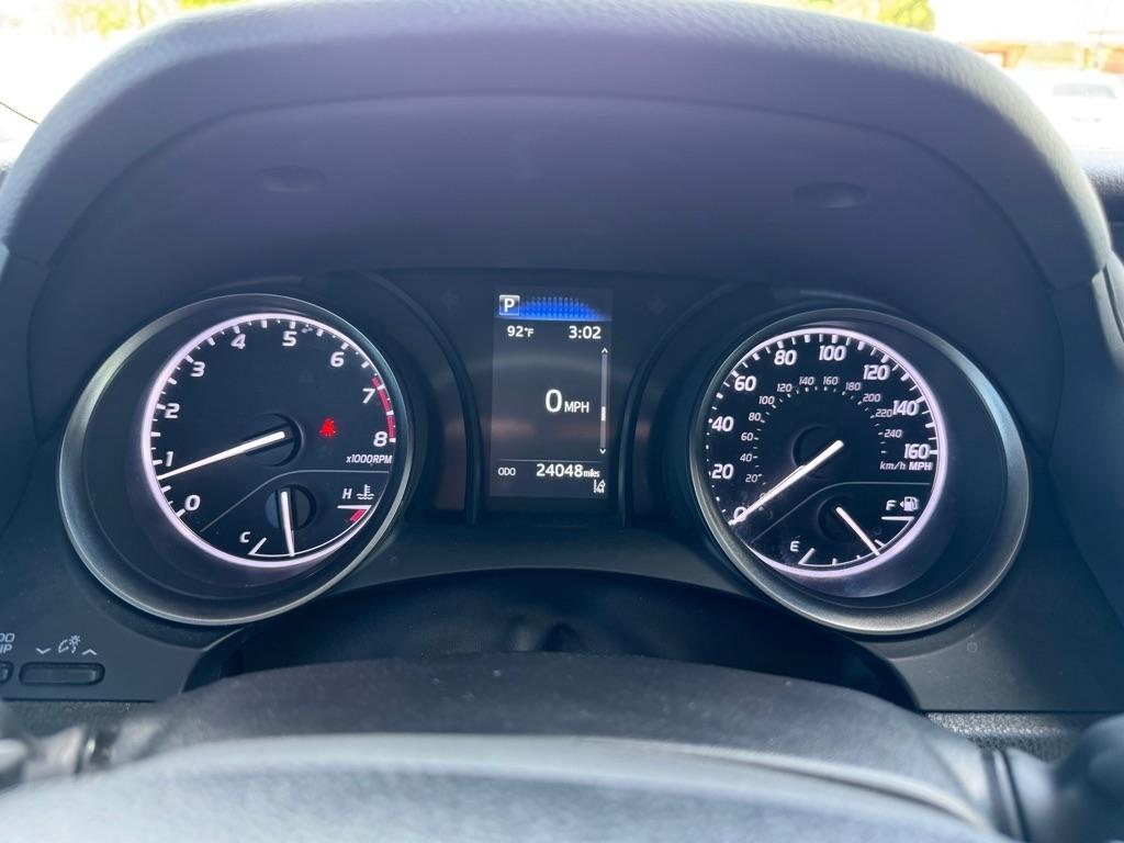 Toyota Camry SE 2023