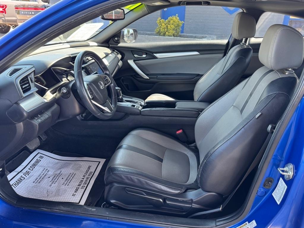 Honda Civic Touring Coupe CVT 2017