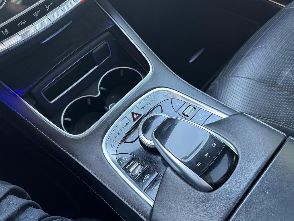 Mercedes-Benz S-Class S560 2020