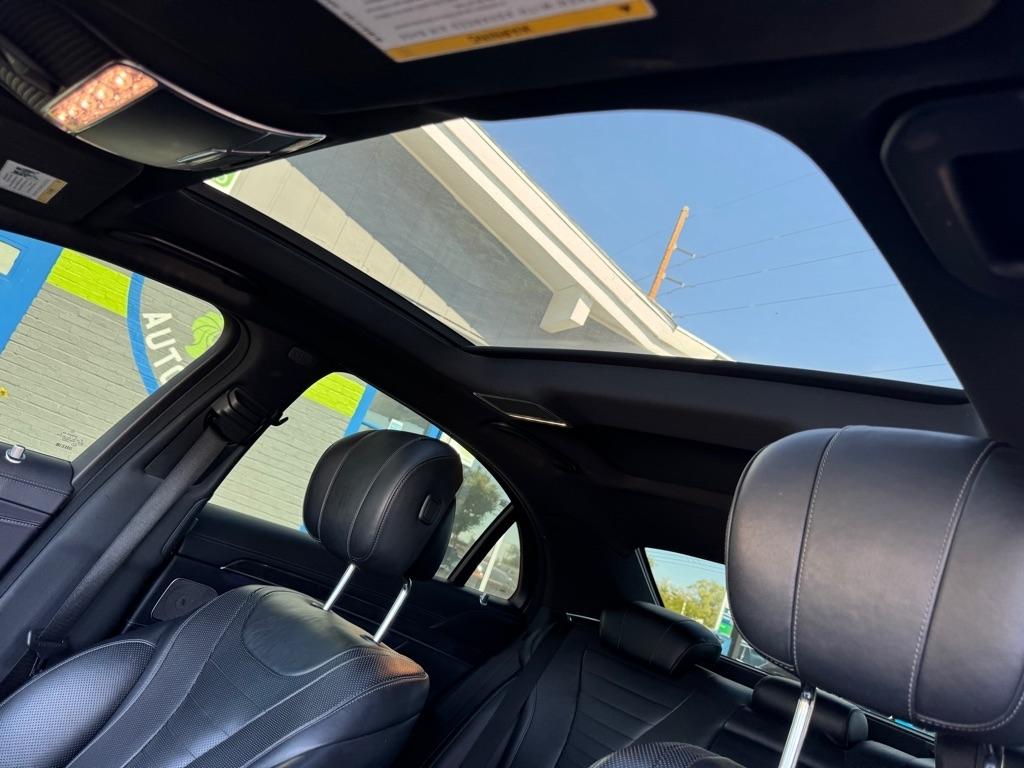 Mercedes-Benz S-Class S560 2020
