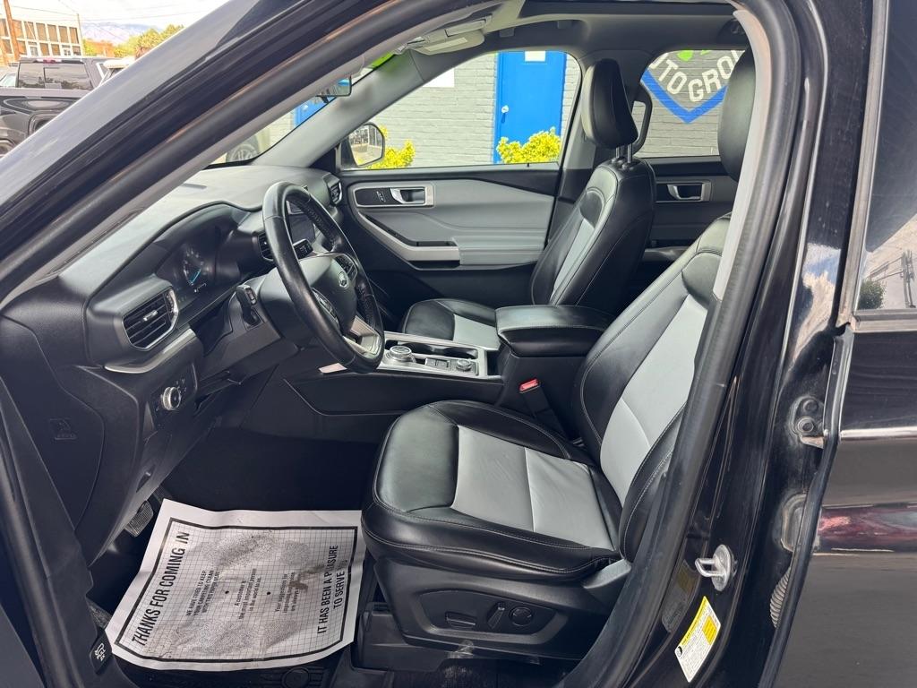 Ford Explorer XLT AWD 2022