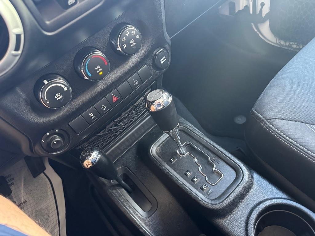 Jeep Wrangler JK Unlimited Sahara 4WD 2018