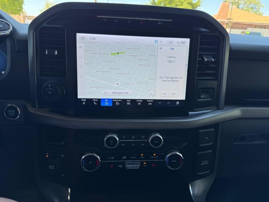 Ford F-150 XLT SuperCrew 4WD 2024