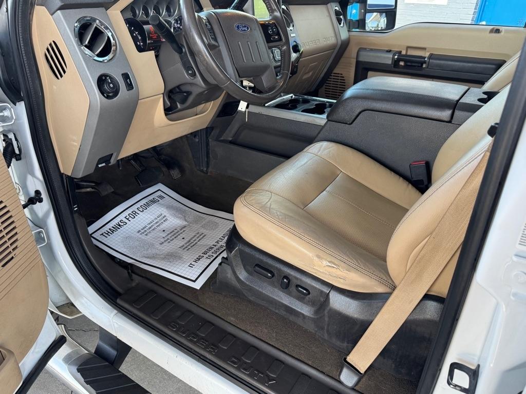 Ford F-350 SD King Ranch Crew Cab 4WD 2013