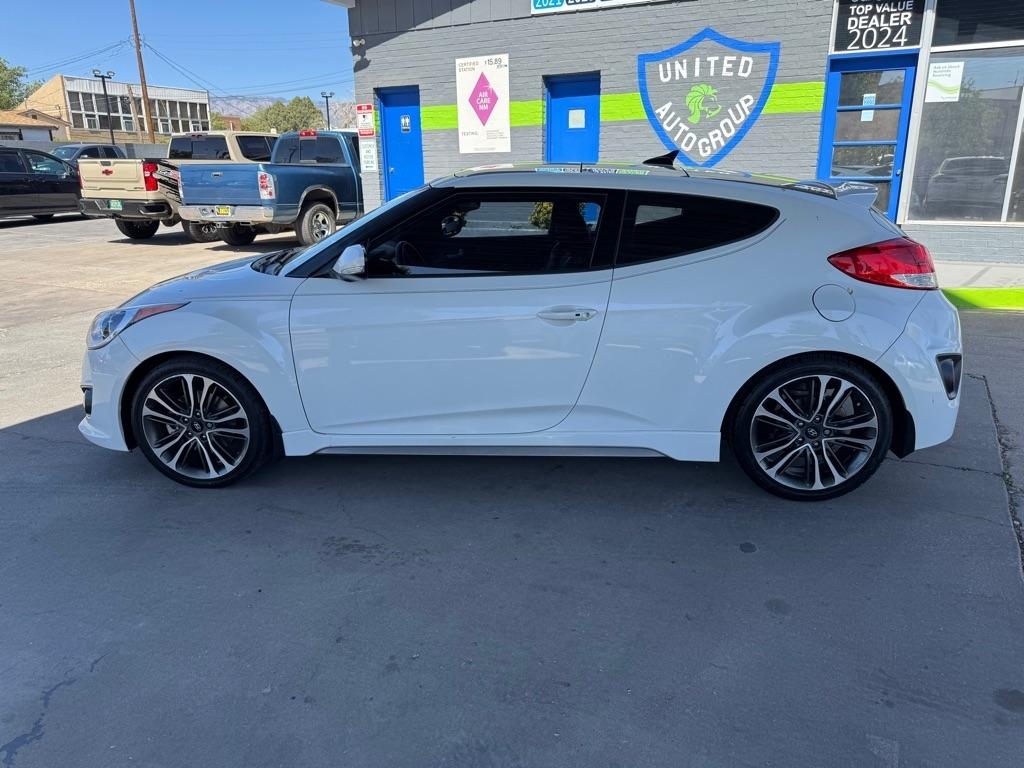 Hyundai Veloster Turbo 6MT 2016