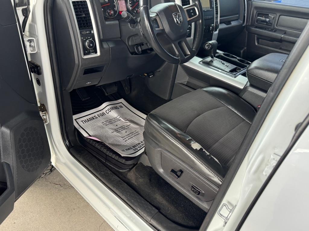 Dodge 1500 Sport Crew Cab 4WD 2011