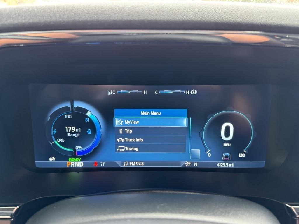 Ford F-150 Lightning Pro 2023