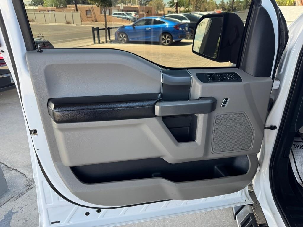 Ford F-150 XL SuperCrew 5.5-ft. Bed 4WD 2016
