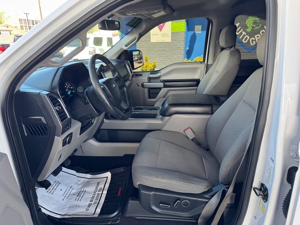 Ford F-150 XL SuperCrew 5.5-ft. Bed 4WD 2016