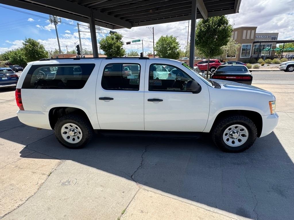 Chevrolet Suburban FL 1500 4WD 2013