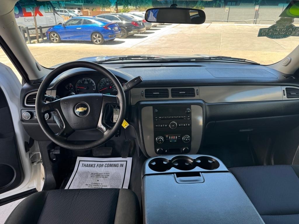 Chevrolet Suburban FL 1500 4WD 2013