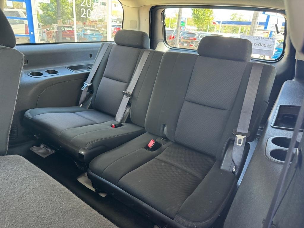 Chevrolet Suburban FL 1500 4WD 2013