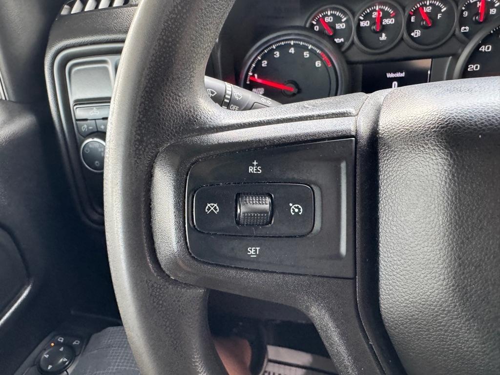 Chevrolet Silverado 1500 Custom Crew Cab Short Box 2WD 2021