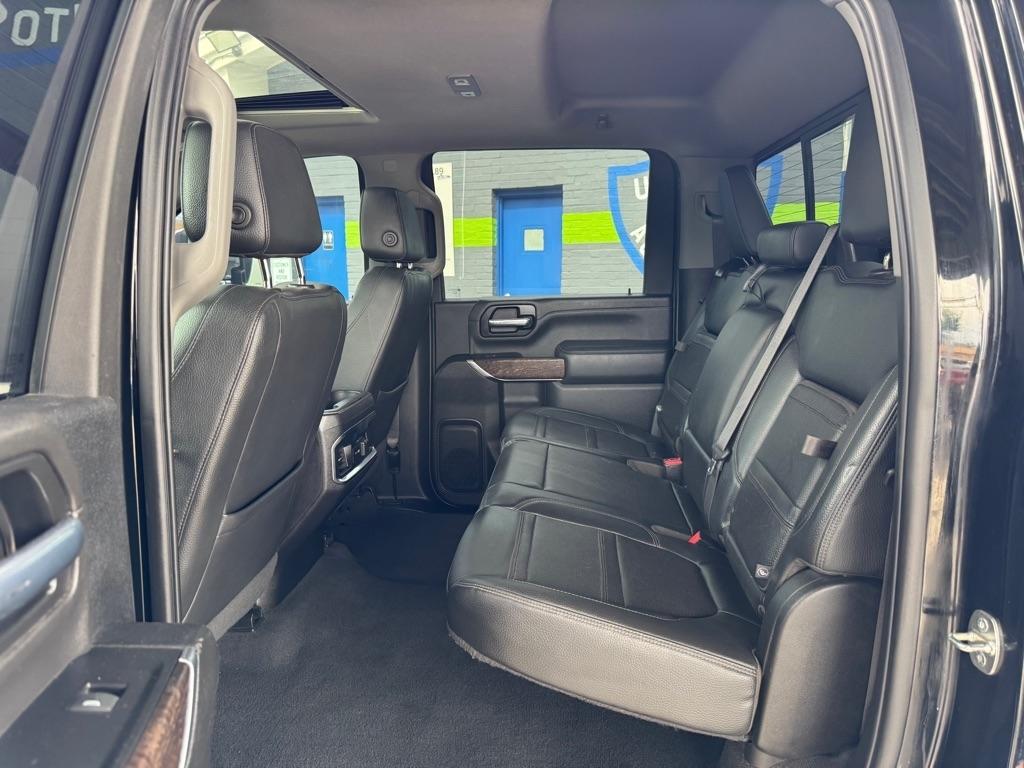 GMC Sierra 2500HD Denali Crew Cab 4WD SB 2022