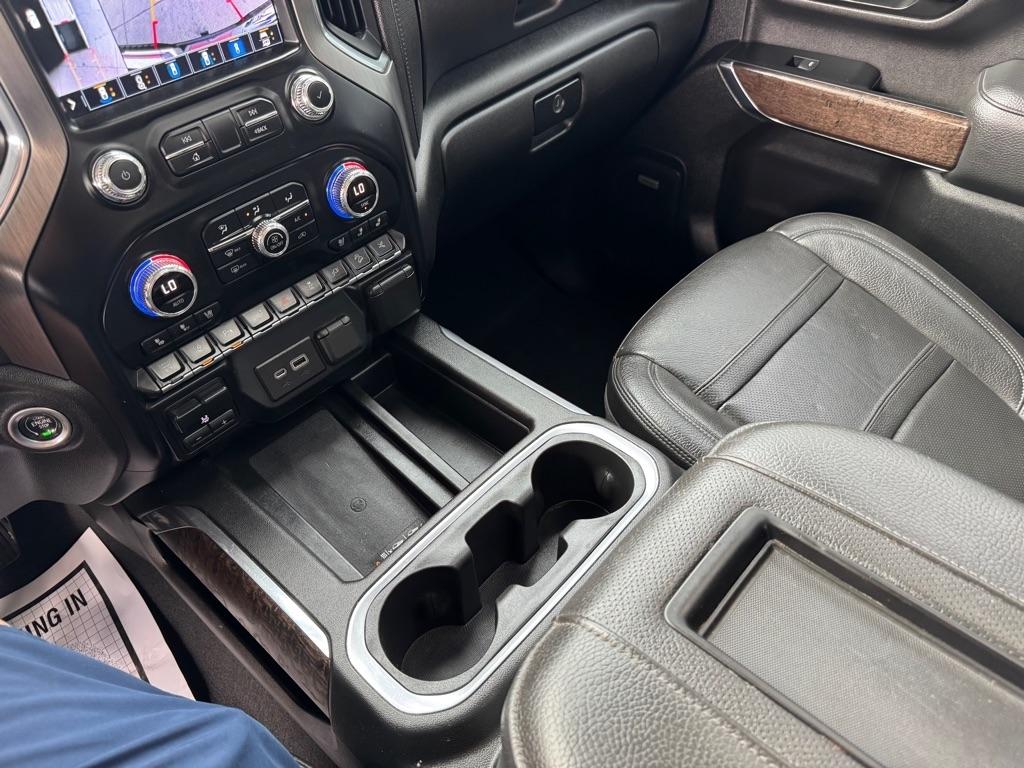 GMC Sierra 2500HD Denali Crew Cab 4WD SB 2022
