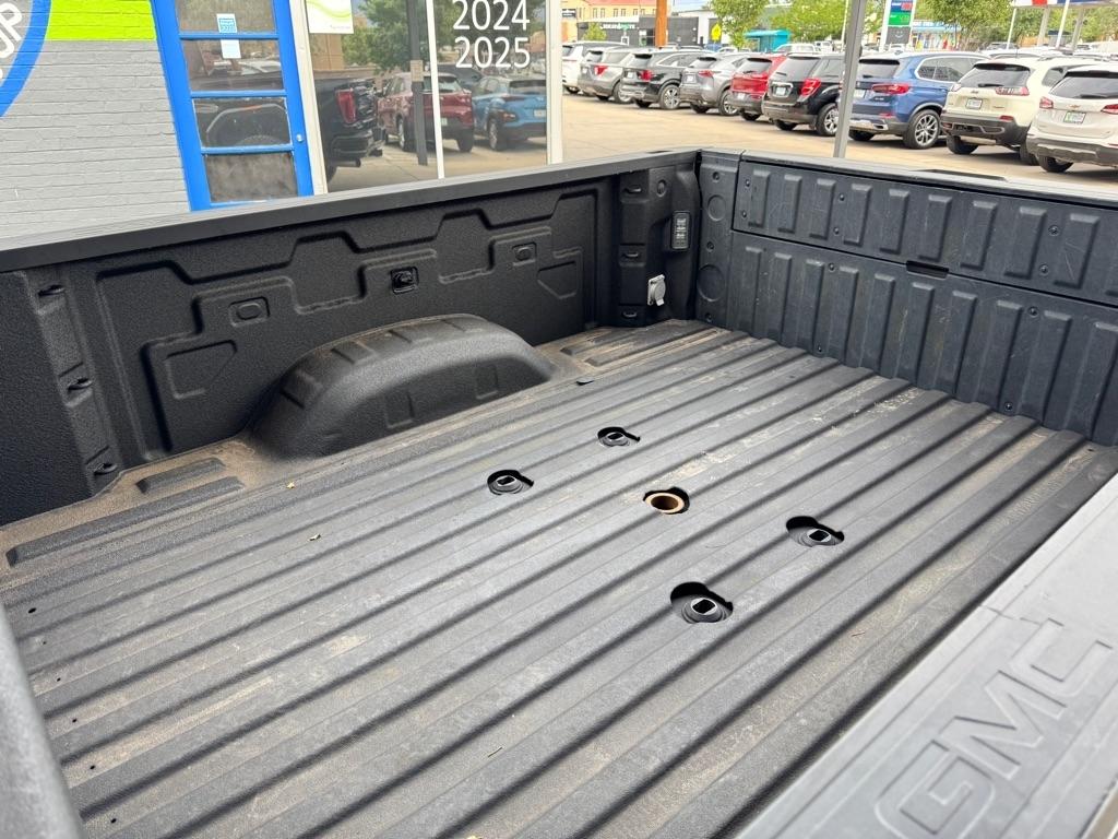 GMC Sierra 2500HD Denali Crew Cab 4WD SB 2022