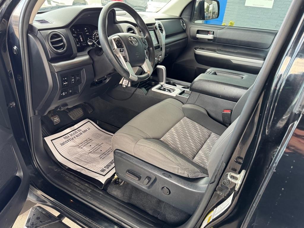 Toyota Tundra  2018