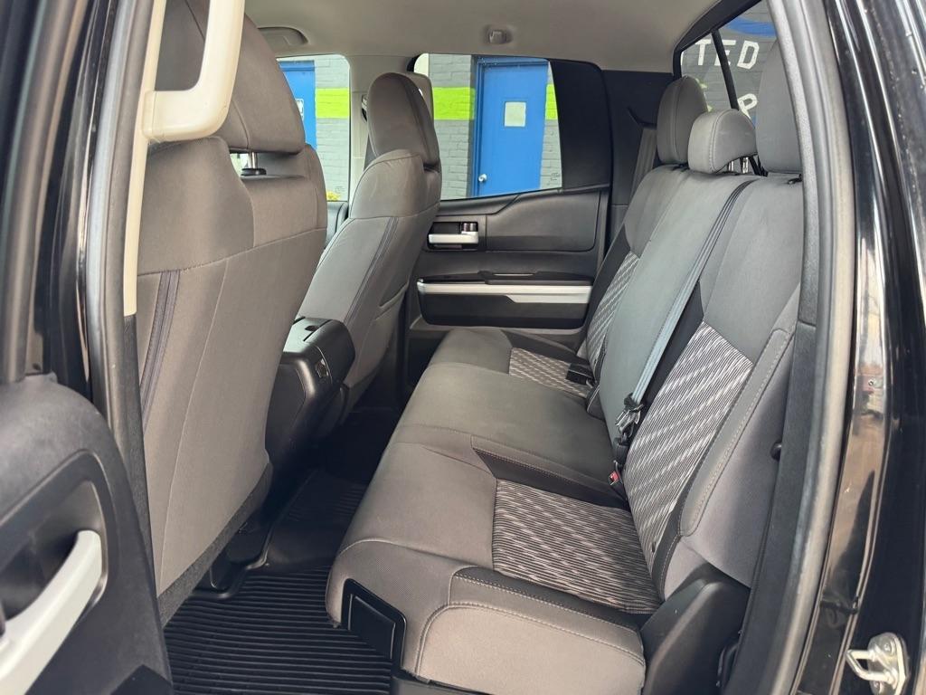 Toyota Tundra  2018