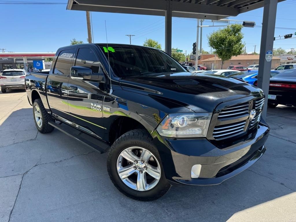 RAM 1500 Sport Crew Cab SWB 4WD 2014