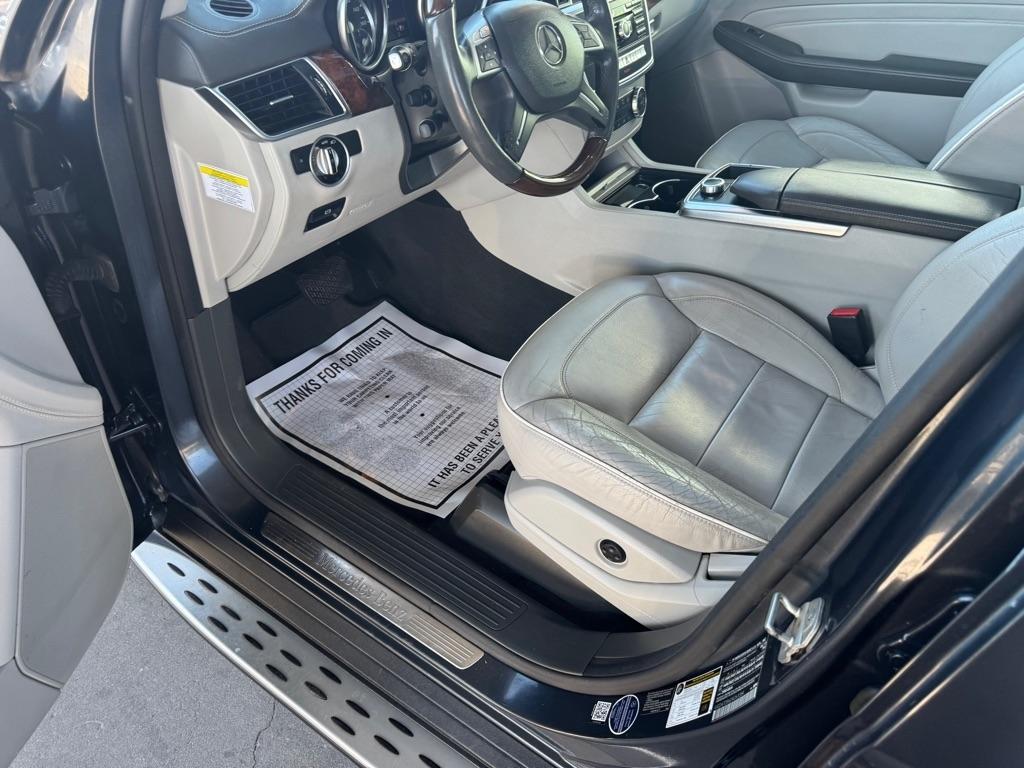 Mercedes-Benz M-Class ML550 2013