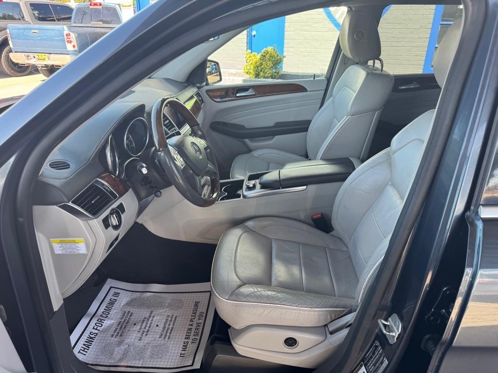 Mercedes-Benz M-Class ML550 2013
