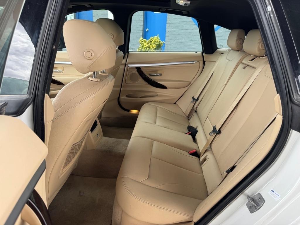 BMW 3-Series Gran Turismo 328i xDrive 2015