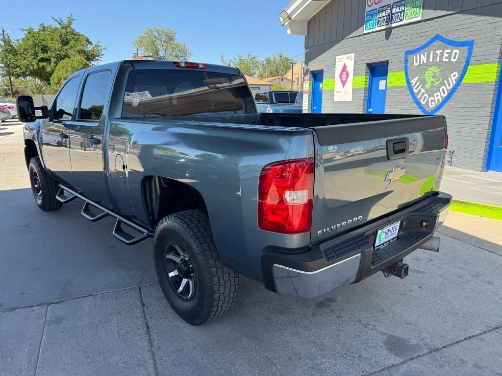 Chevrolet Silverado 2500HD Work Truck Crew Cab Std. Box 4WD 2008