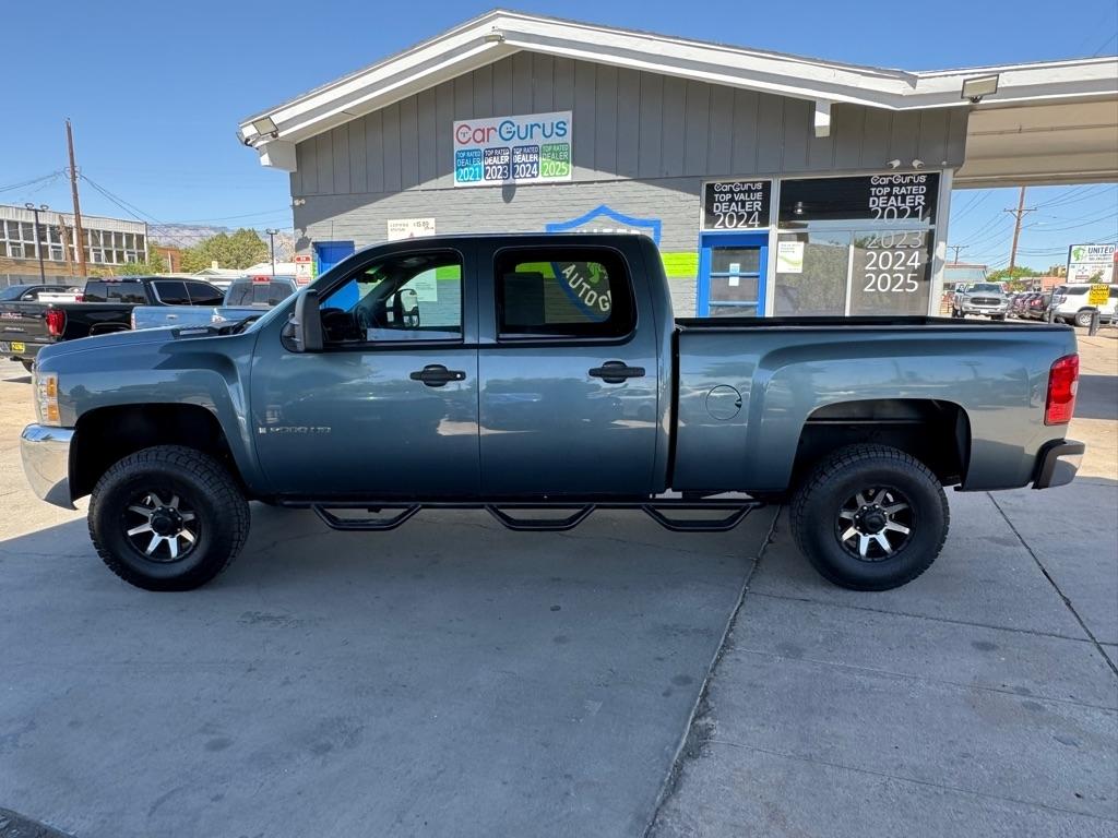 Chevrolet Silverado 2500HD Work Truck Crew Cab Std. Box 4WD 2008