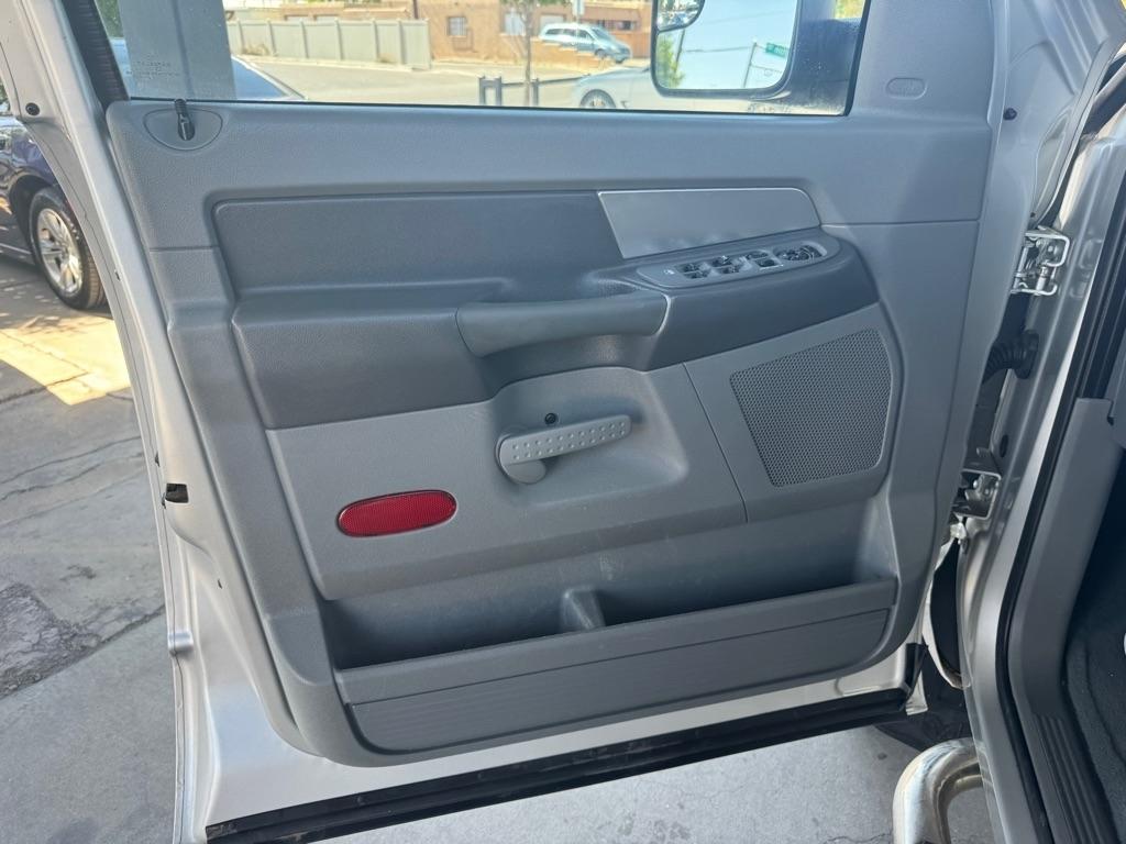 Dodge Ram 3500 ST Quad Cab 4WD DRW 2007