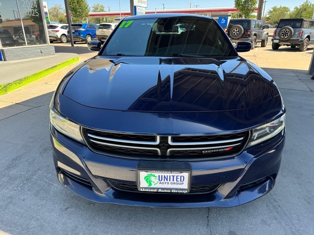Dodge Charger SE 2017