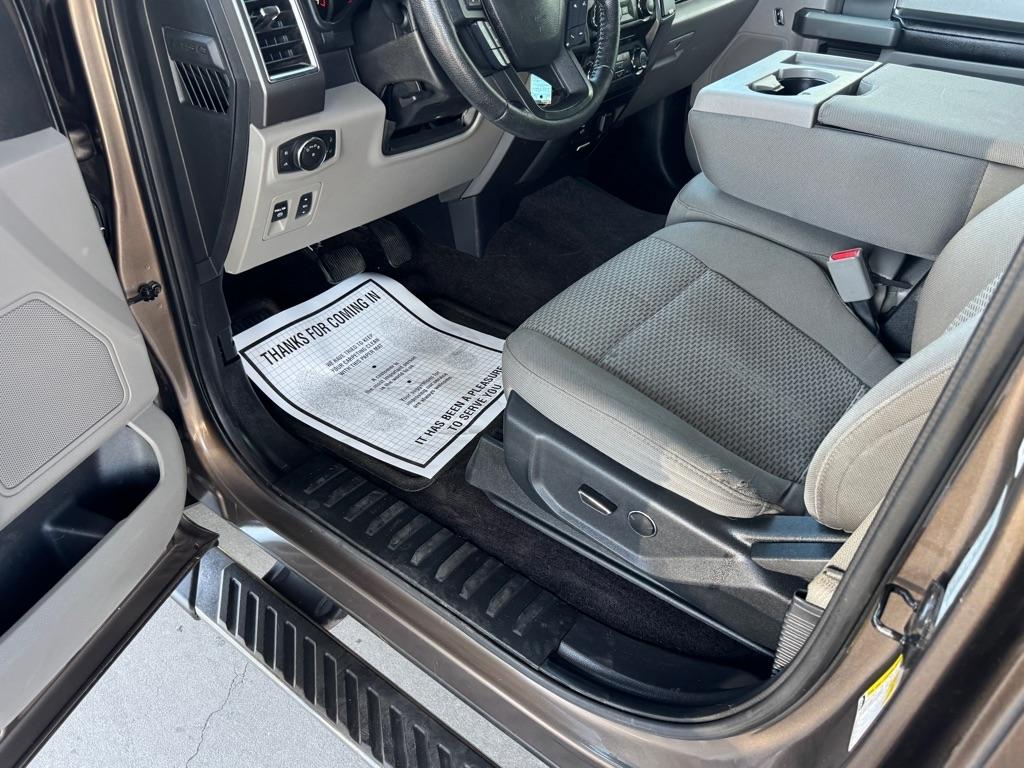 Ford F-150 XL SuperCrew 5.5-ft. Bed 4WD 2016